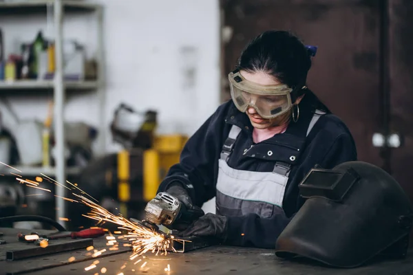 Welding Jobs in Canada (APPLY NOW)